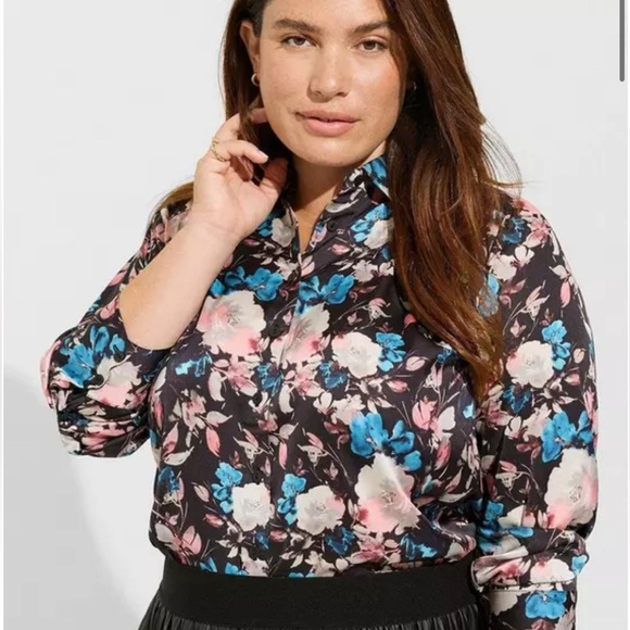 torrid Tops - TORRID Madison Long Sleeve Floral Satin Black Button Up Shirt size 1 (14-16)